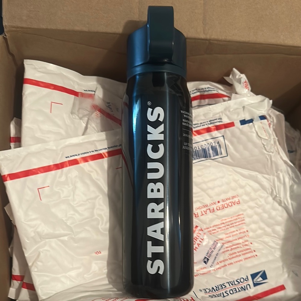 Starbucks Glossy Dark Blue stainless steel water bottle Tumbler 20oz